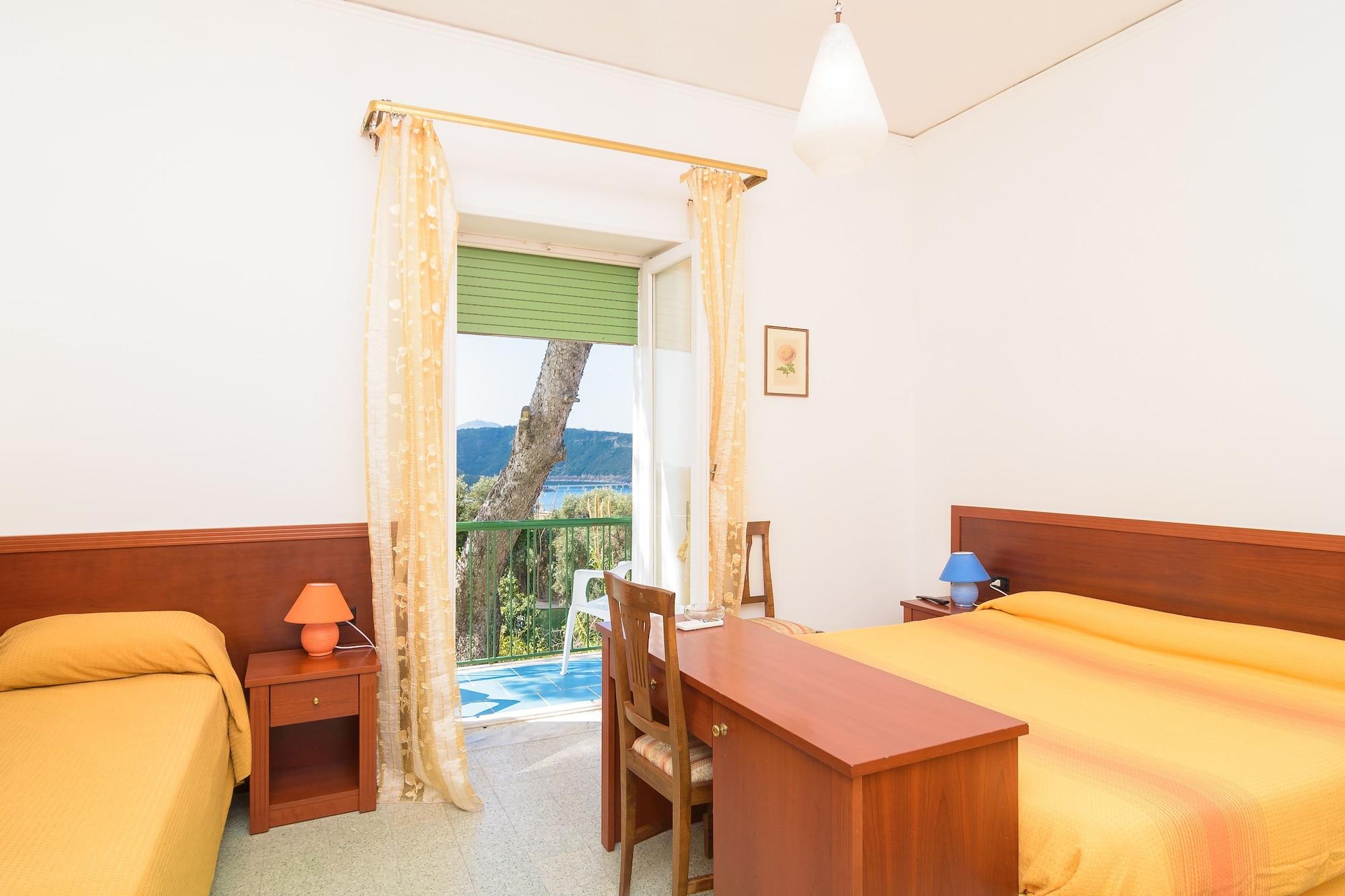 Riviera 3*