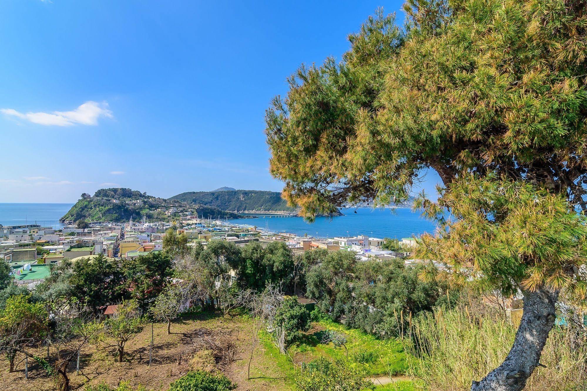 Riviera 3* Procida