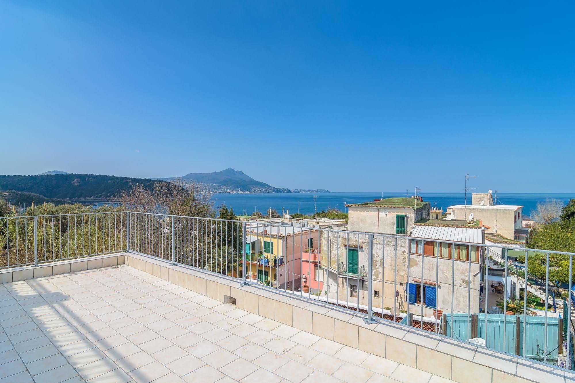 Riviera 3*